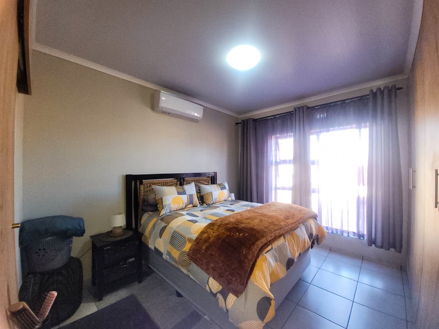 2 Bedroom Property for Sale in Van Der Hoff Park North West